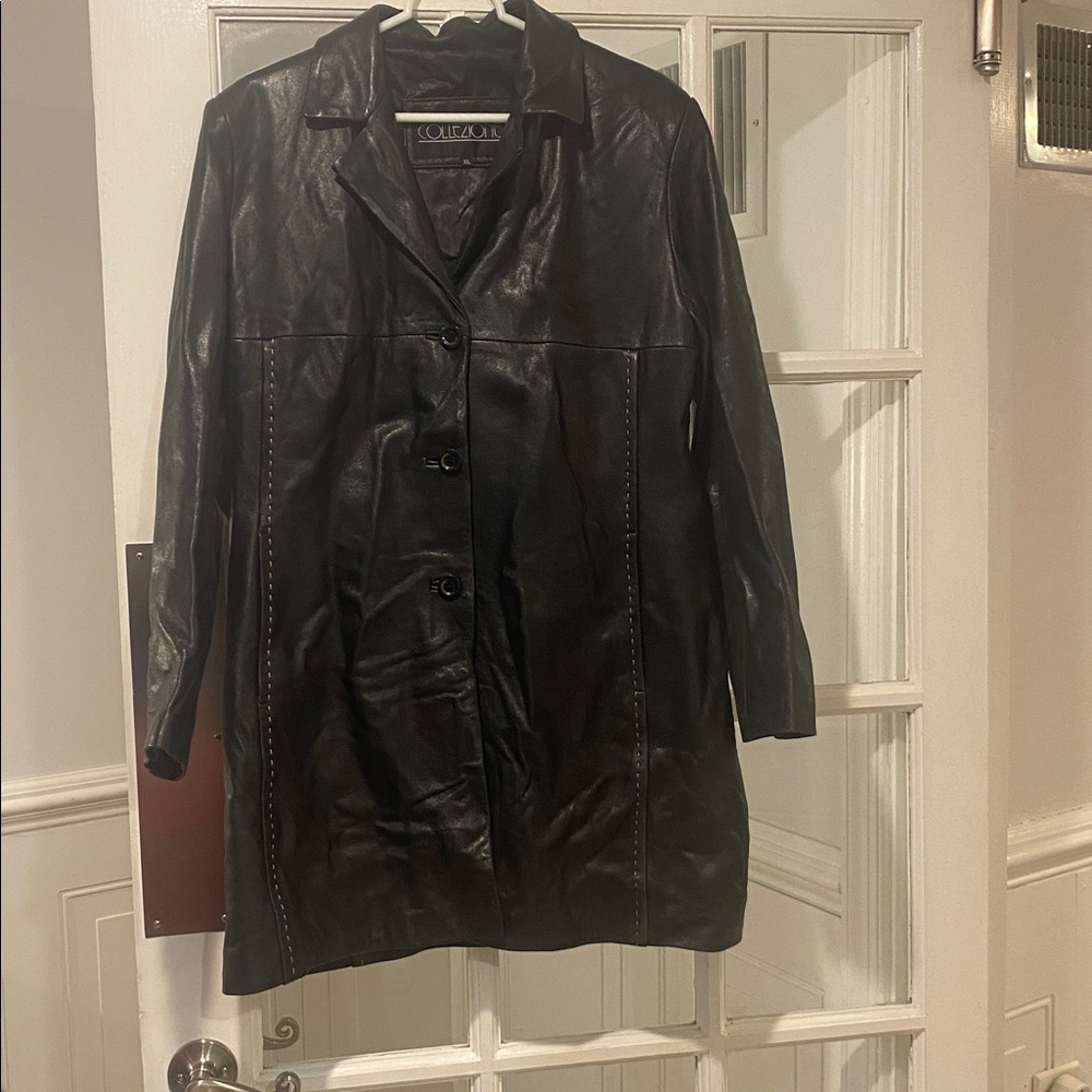 Collezione size XL Genuine Leather Coat Good Condition